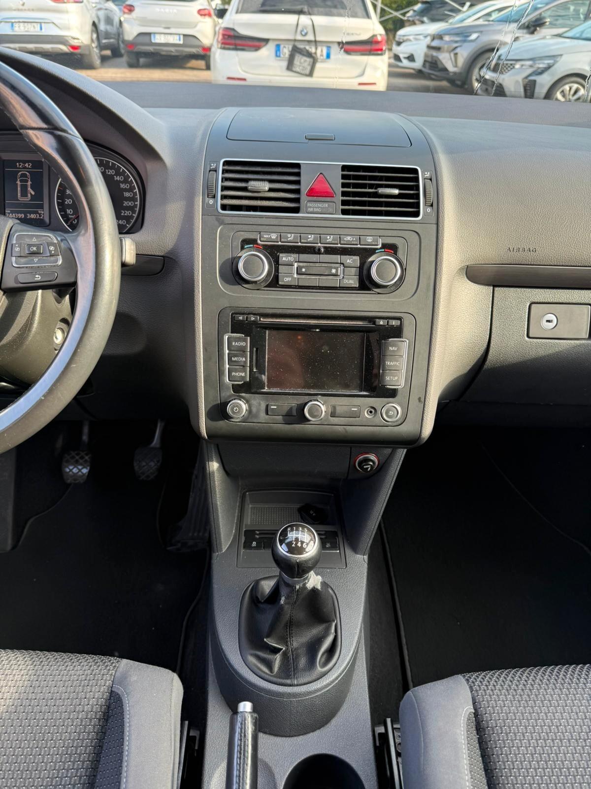 VOLKSWAGEN TOURAN 1.6 TDI 7 POSTI