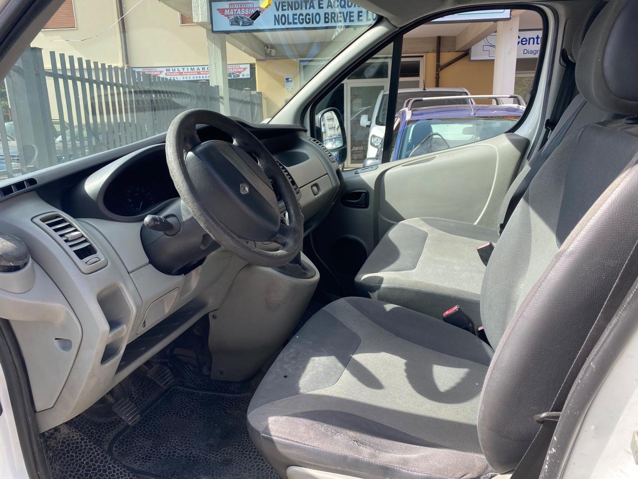 Renault trafic
