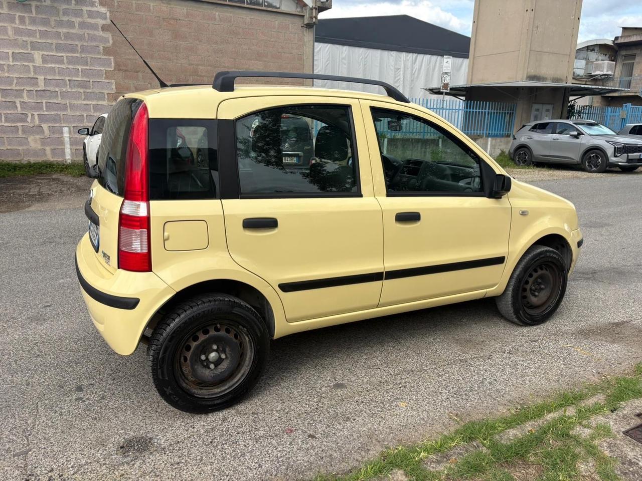 Fiat Panda 1.2 Dynamic natural power 2009 196.000 km