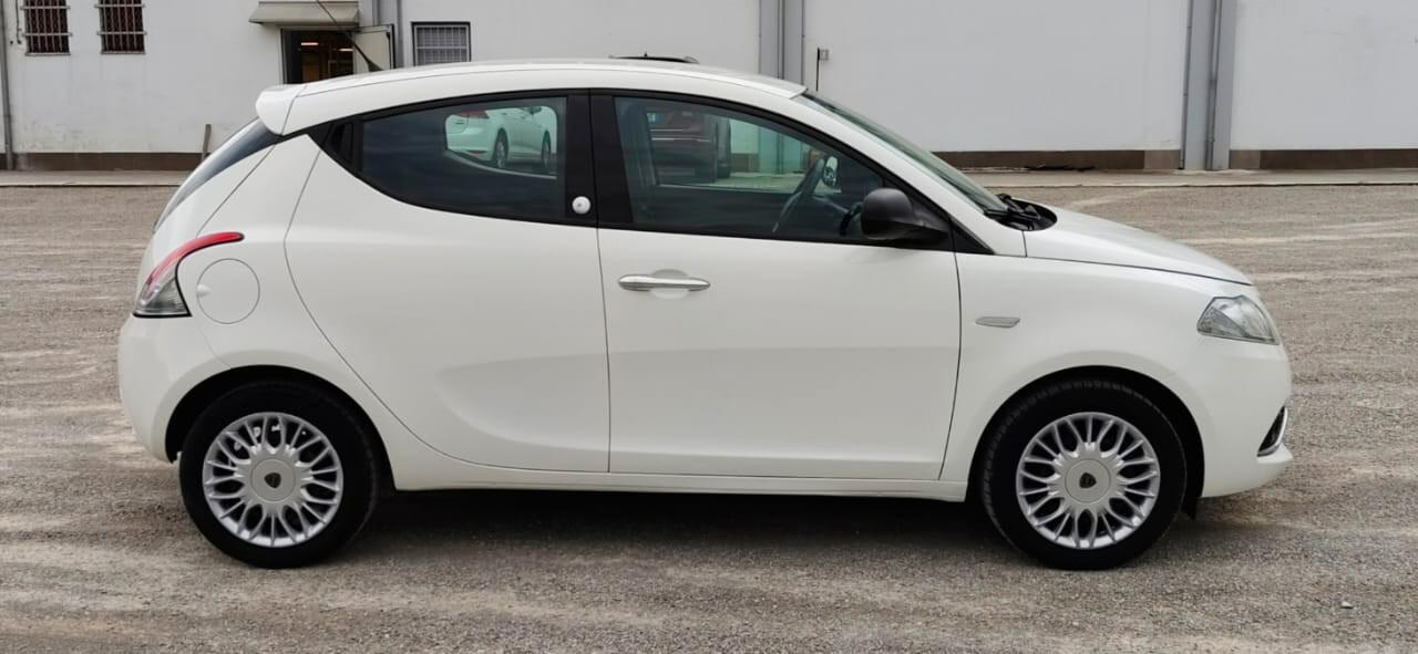 Lancia Ypsilon 1.2 69 CV 5 porte GPL Ecochic Gold