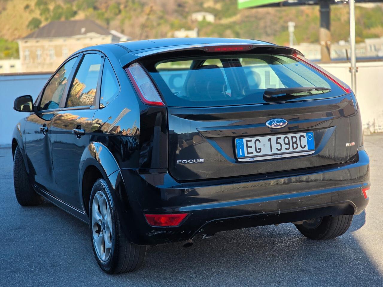 Ford Focus 1.6 TDCi (110CV) 5p. Tit. DPF