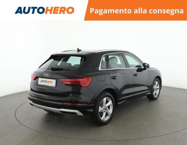 AUDI Q3 35 TDI S tronic Business Advanced