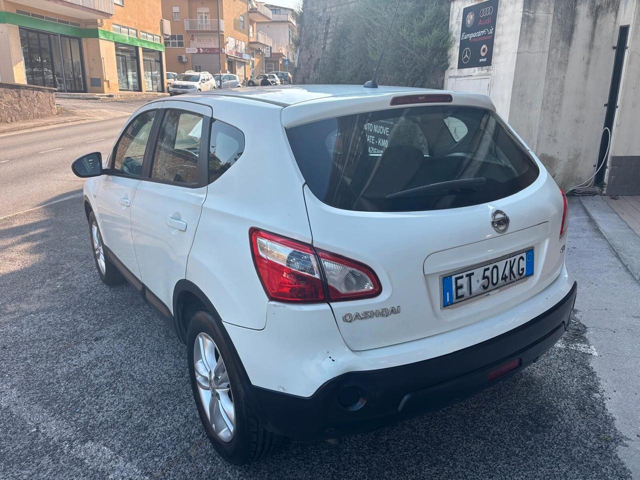Nissan Qashqai 2.0 dCi DPF 4WD aut. Acenta