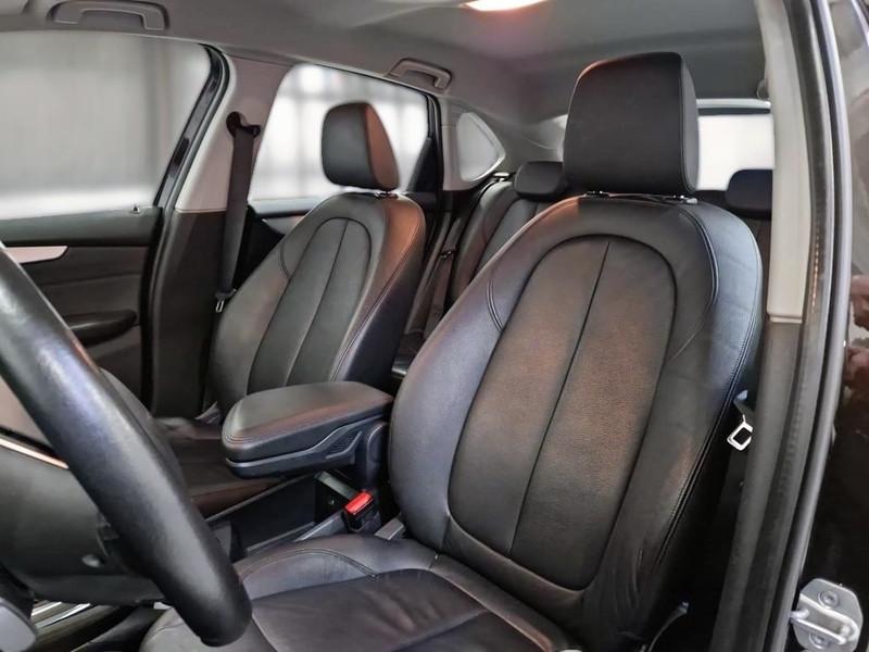 BMW 225 e ACTIVE TOURER iPerformance Business autom.