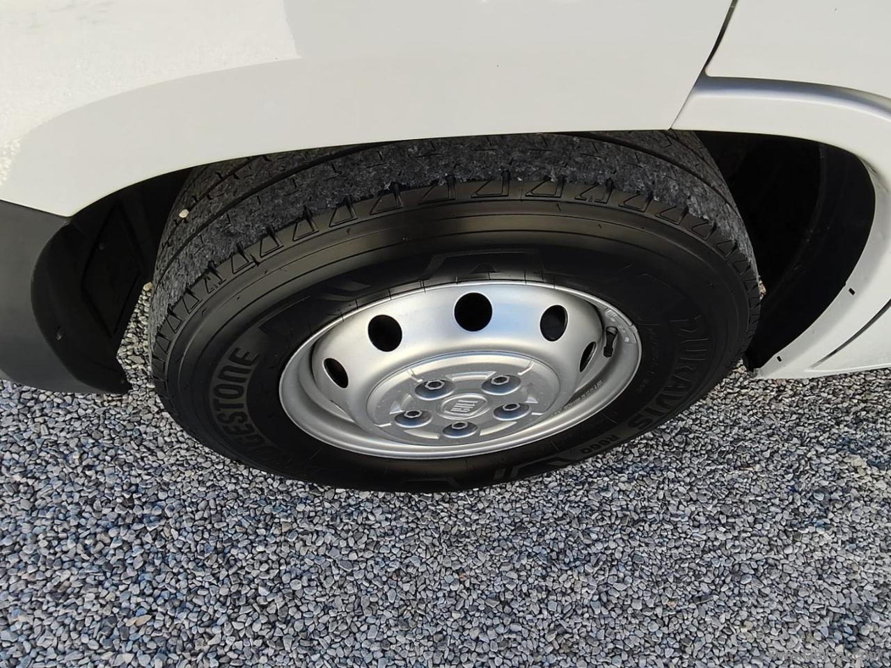 Ducato 35 2.3 MJT 130CV PM-DC Cab.Maxi CON GRU