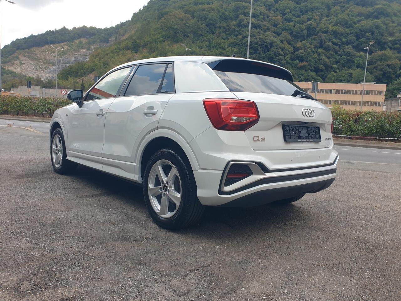 Audi Q2 35 TFSI S tronic line Edition