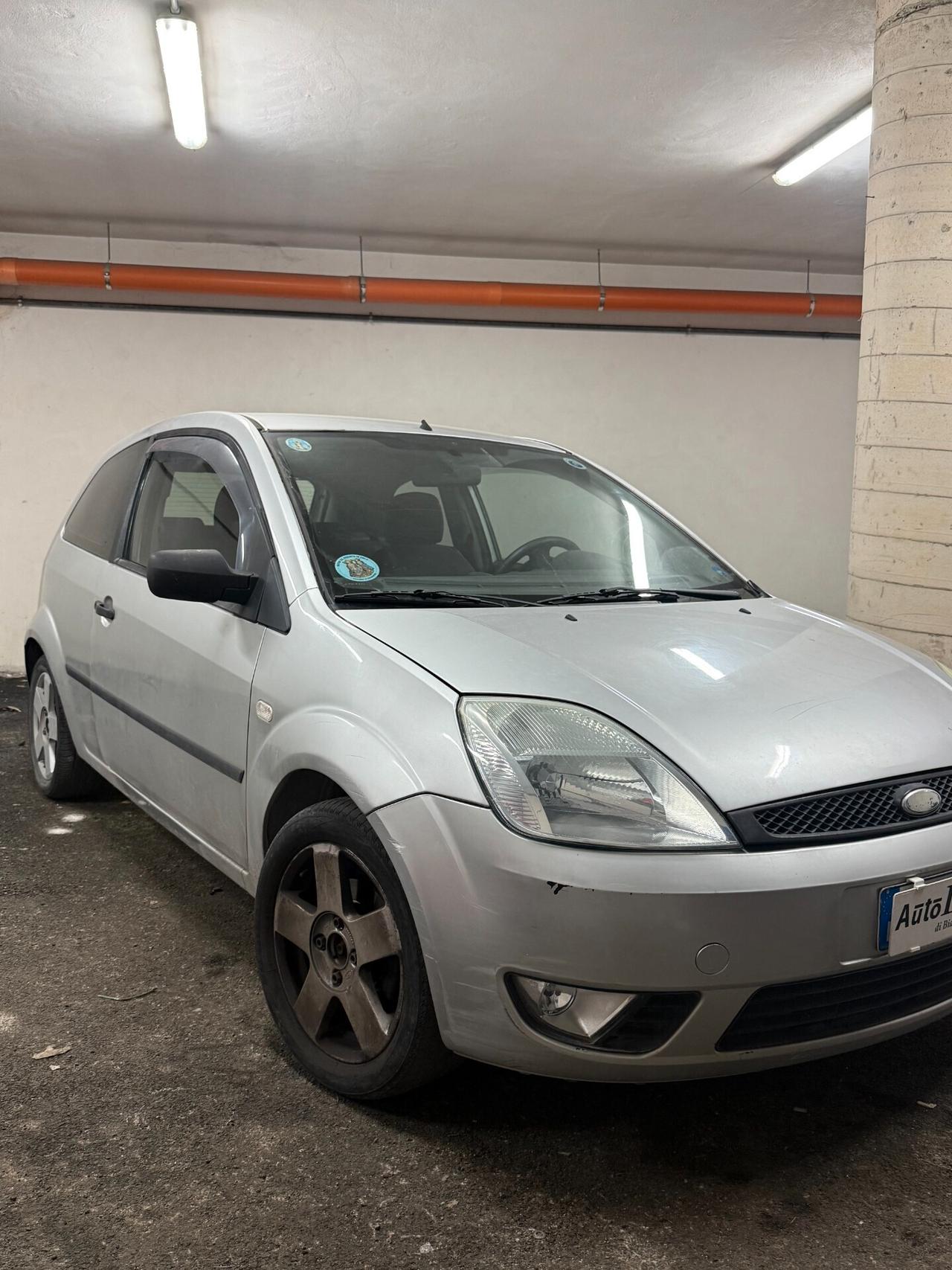 Ford Fiesta 1.2 Benzina
