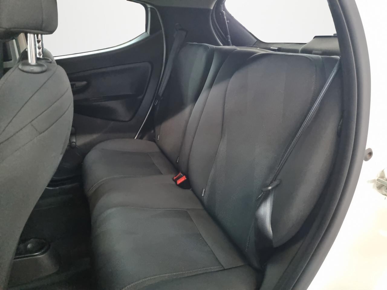 Lancia Ypsilon 1.0 FireFly 5 porte S&S Hybrid Ecochic Gold