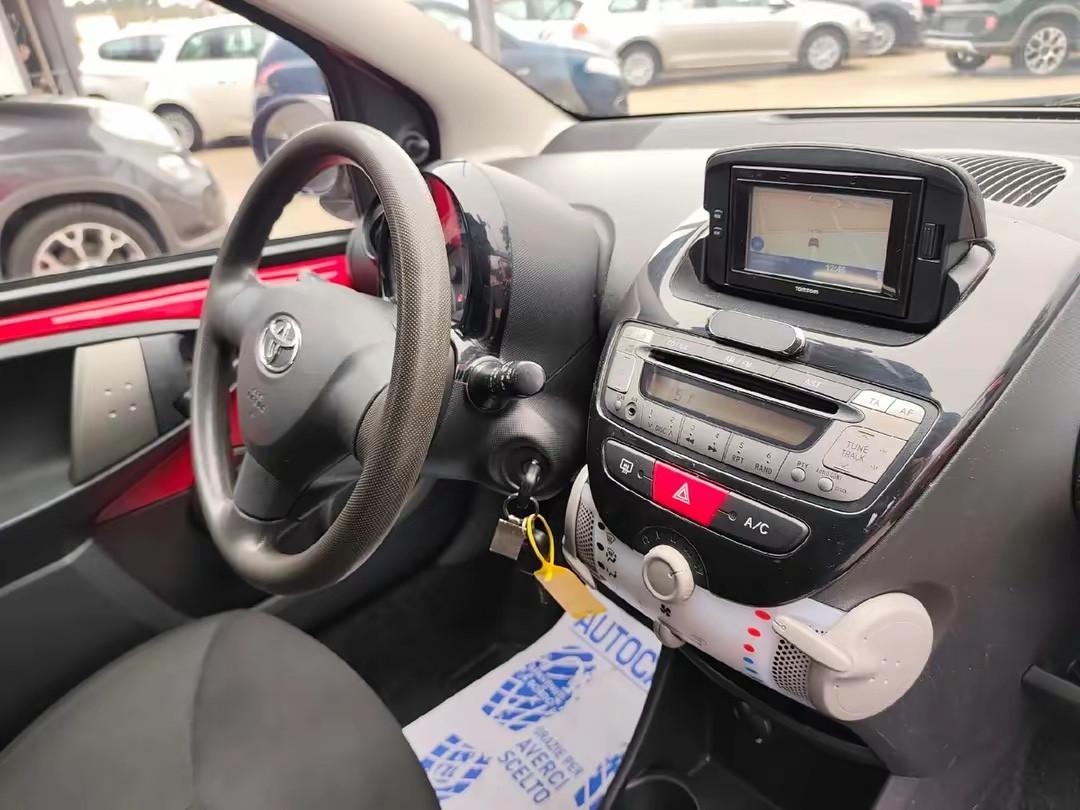 Toyota Aygo 1.0 BENZINA NAVIGATORE