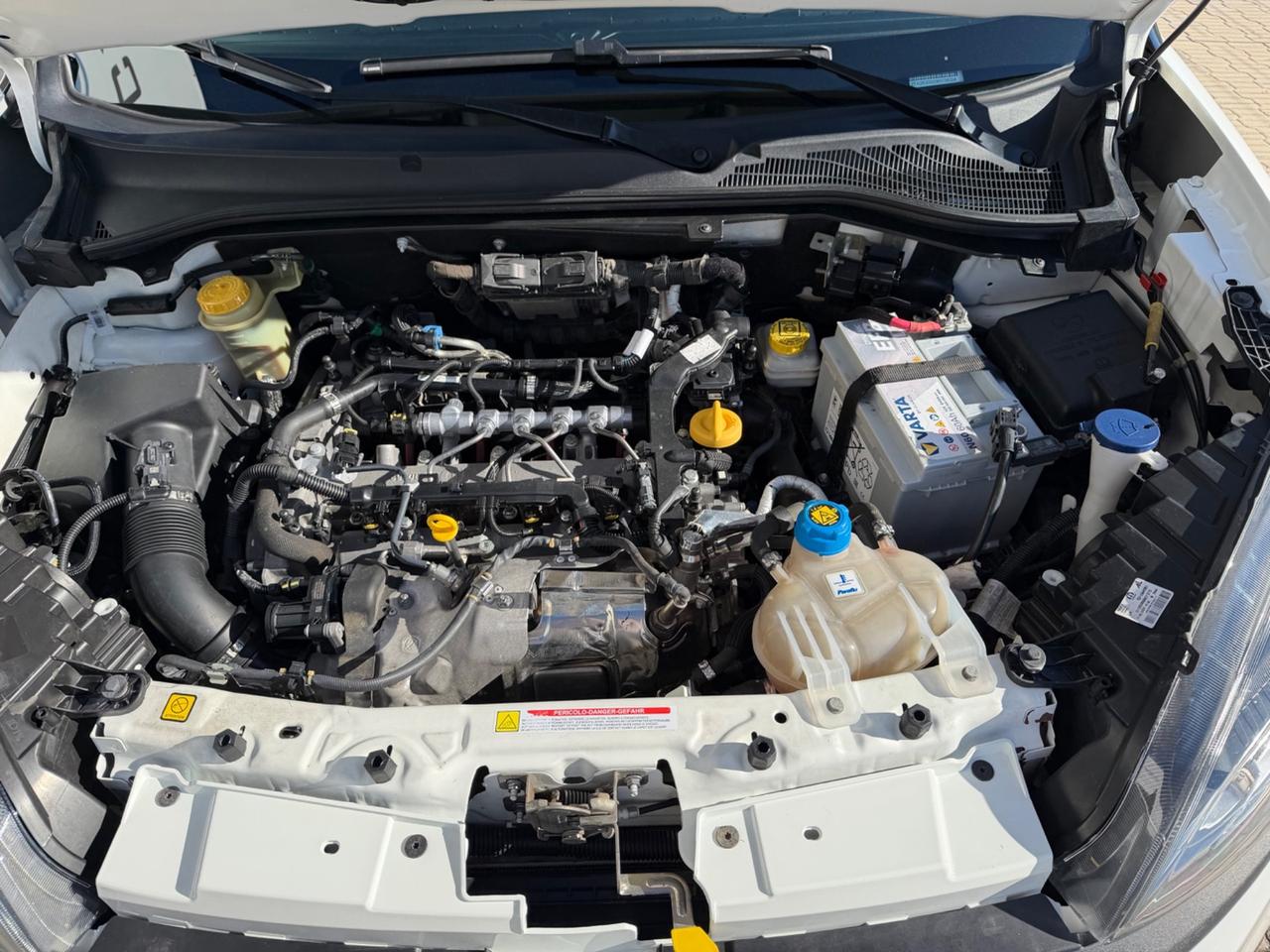 FIAT DOBLO 1.6 DIESEL AUTOCARRO CON POSTI