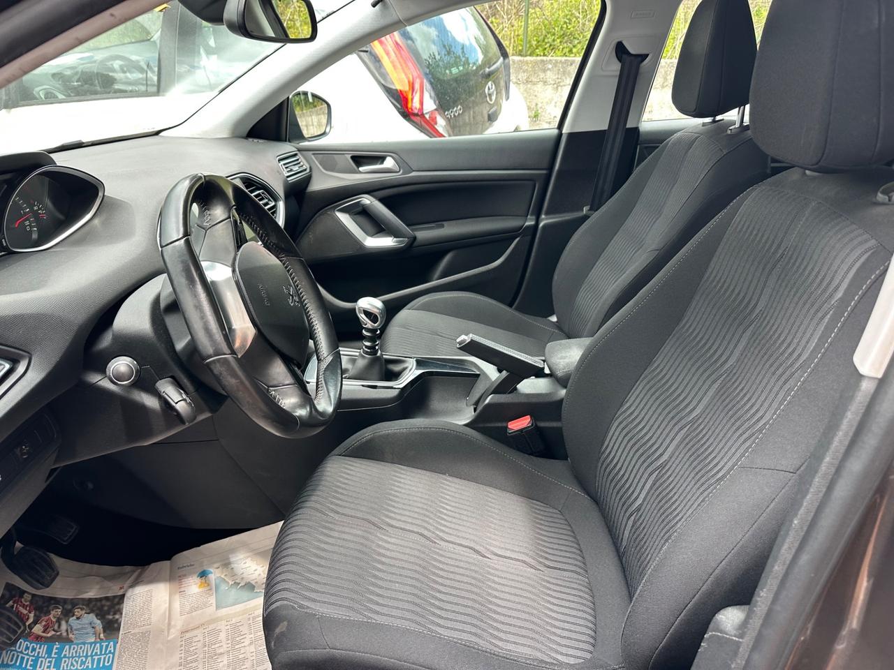 Peugeot 308 BlueHDi 120 S&S SW Business