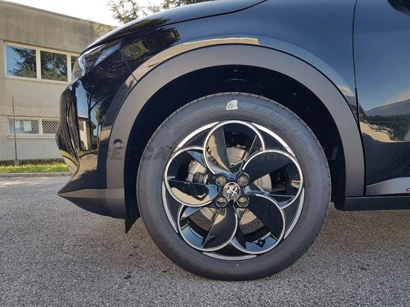 Alfa Romeo Junior Junior 1.2 ibrida Q4 145cv edct6