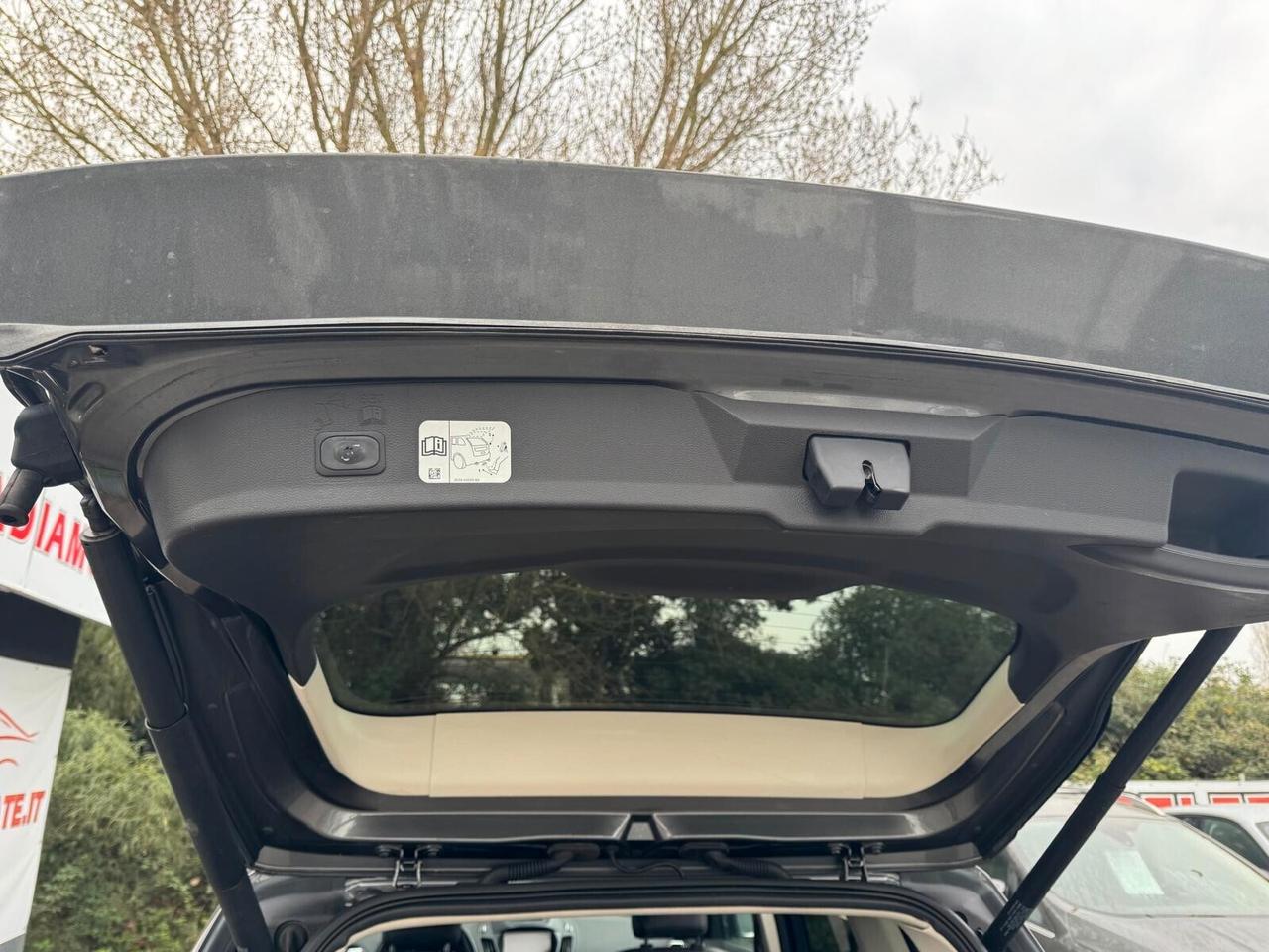 Ford Kuga 1.5 EcoBoost 120 CV S&S 2WD Titanium