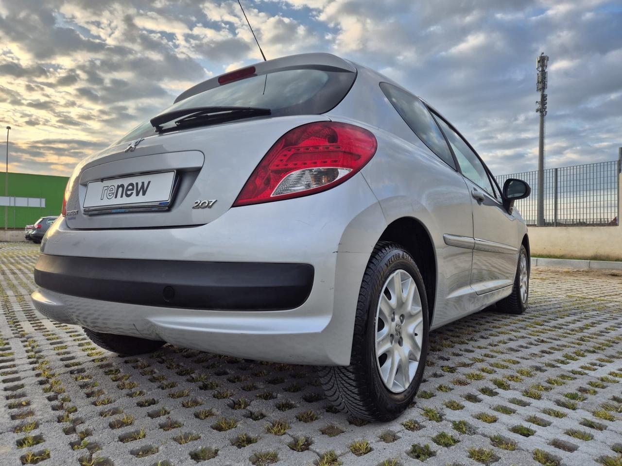 Peugeot 207 1.4 HDi 70CV 3p. Energie Sport