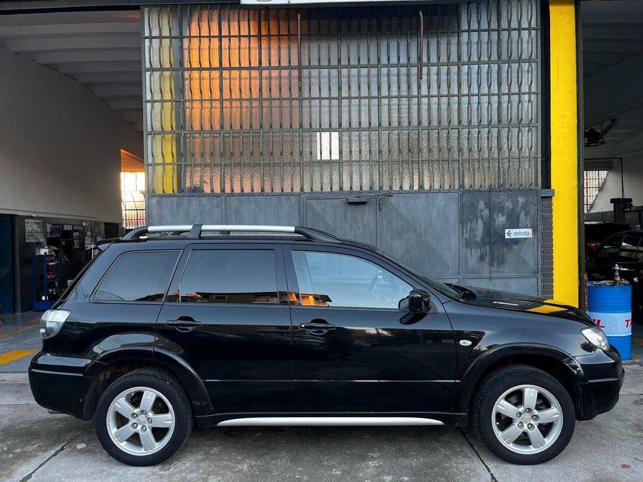 Mitsubishi Outlander 2.0i 16V 4WD Bi-Fuel