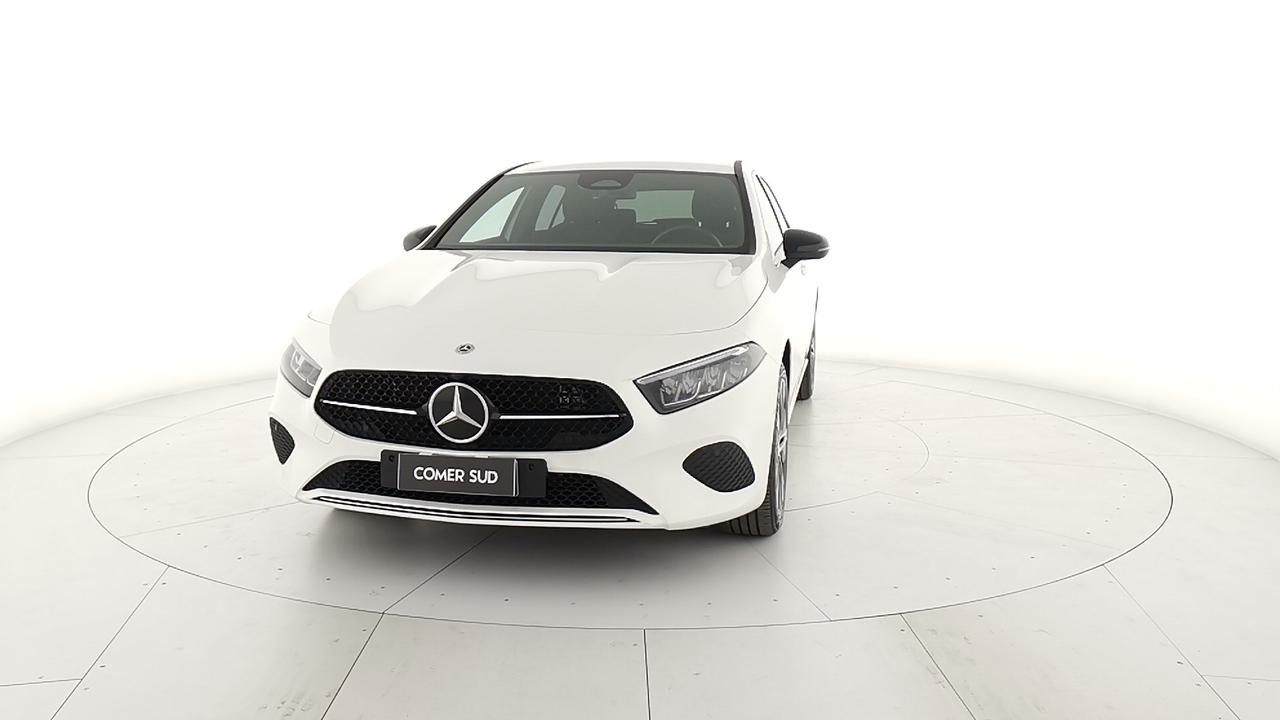 Mercedes-Benz Classe A - W177 2023 - A 250 e phev Progressive Advanced auto