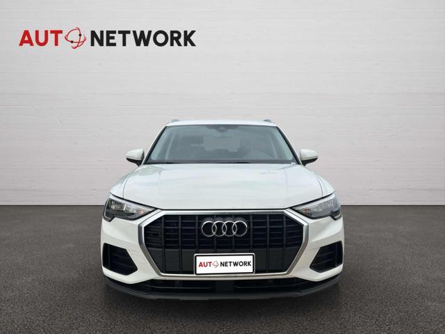 AUDI Q3 35 TDI Business