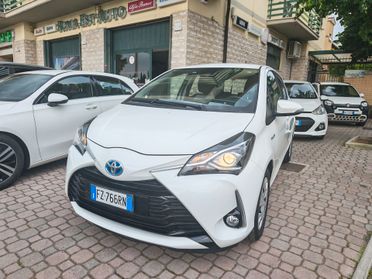 Toyota Yaris 1.5 Hybrid 5 porte Business