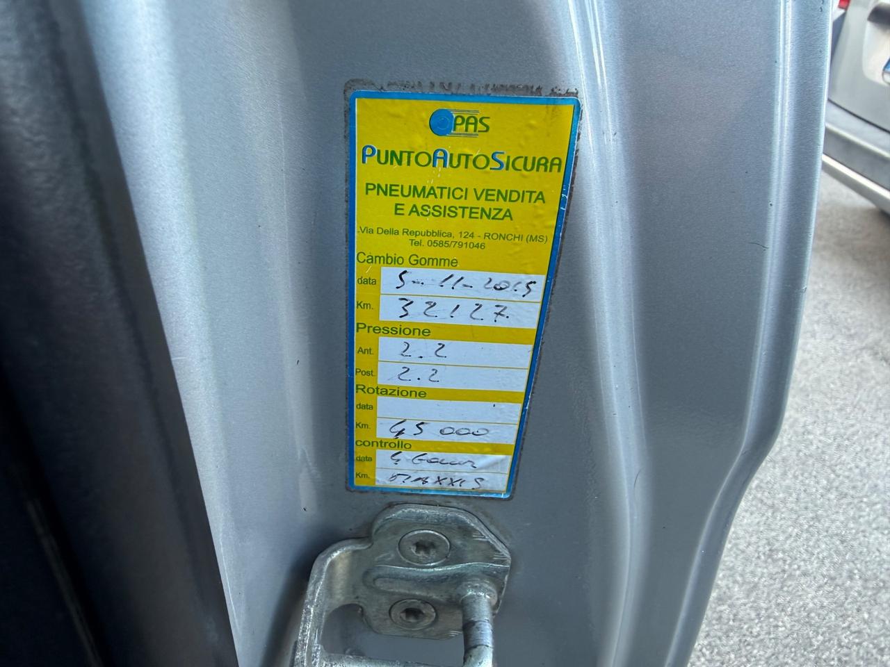 Lancia Ypsilon 1.2 Versus