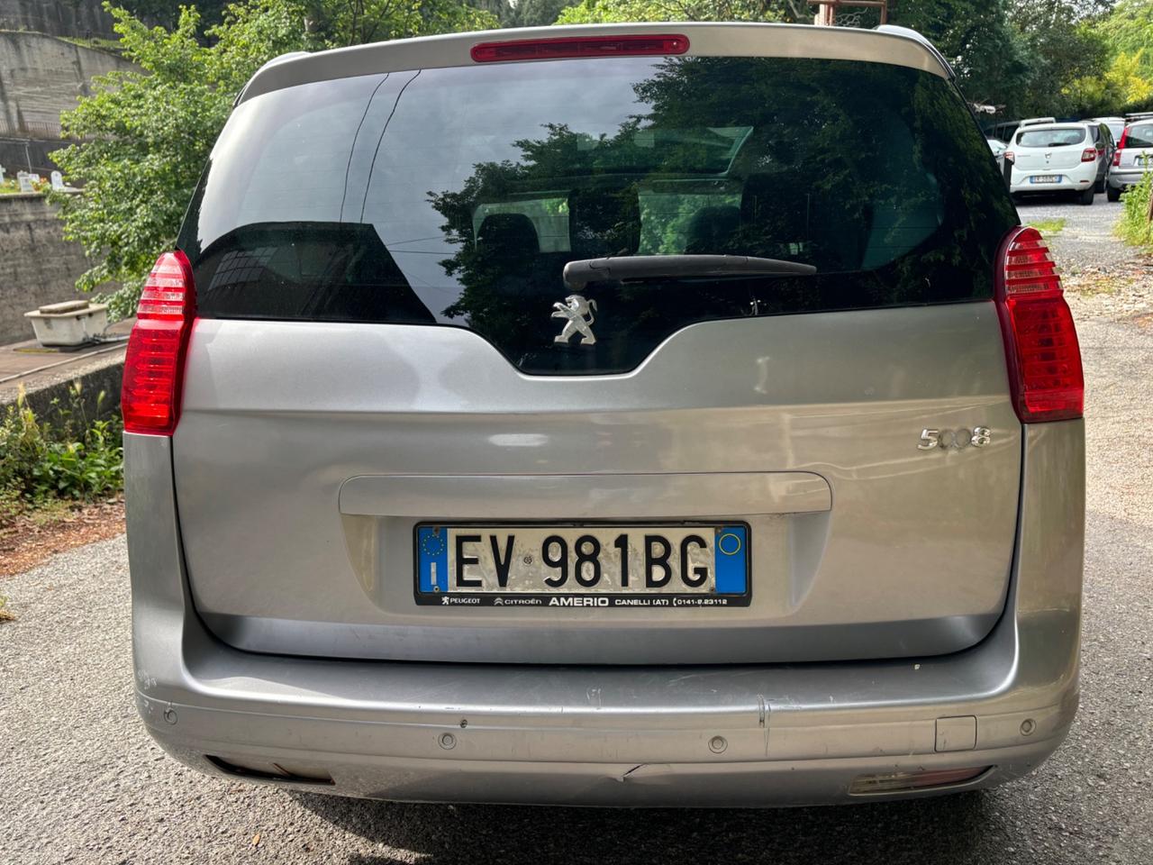Peugeot 5008 2.0 HDi 150CV Allure