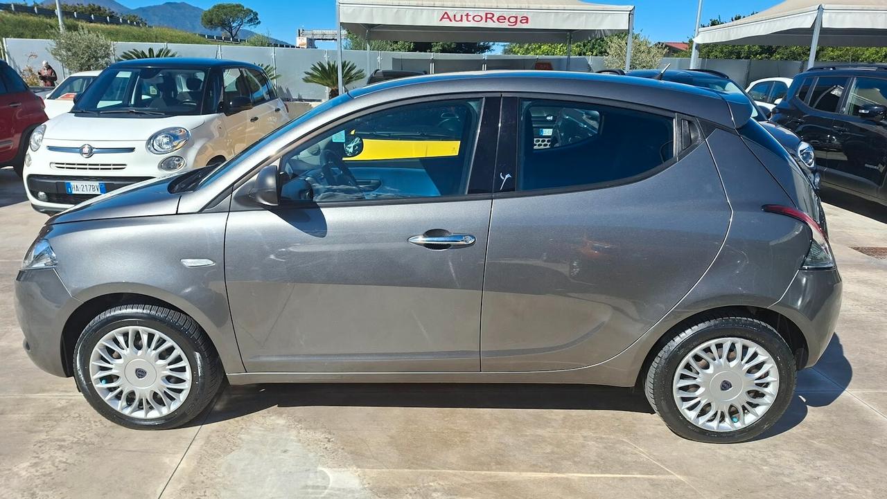 Lancia Ypsilon 1.2 69 CV 5 porte 2017
