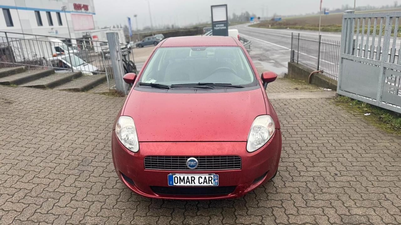 Fiat G.PUNTO 2006 1.2 B/GPL 75.000KM