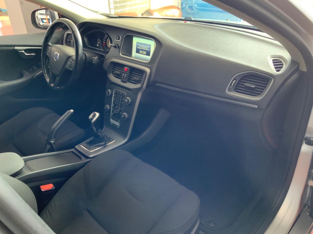 Volvo V40 D3 Momentum