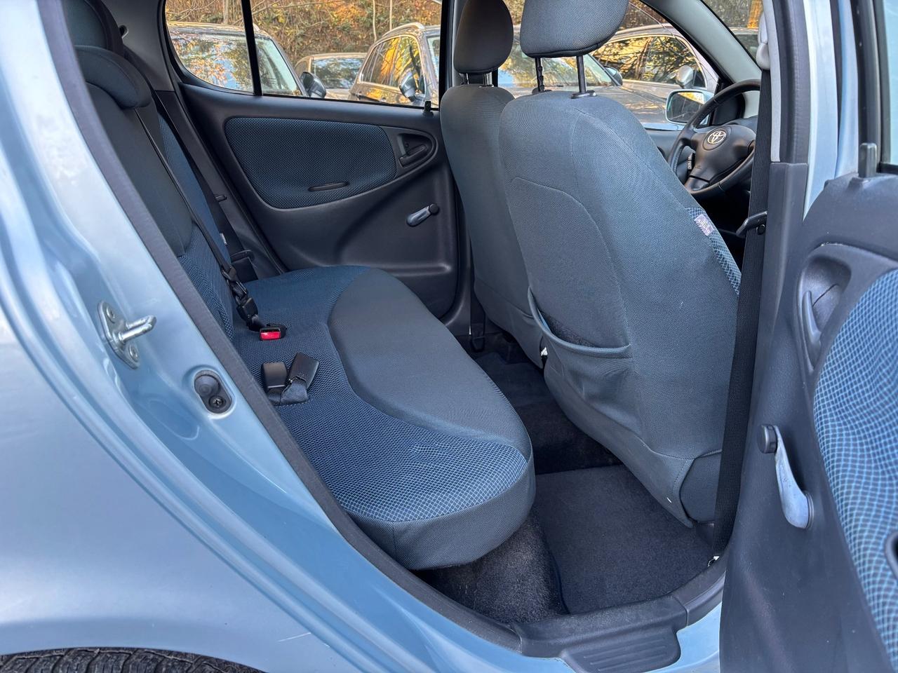 Toyota Yaris 1.0 5 porte OK NEOPATENTATI