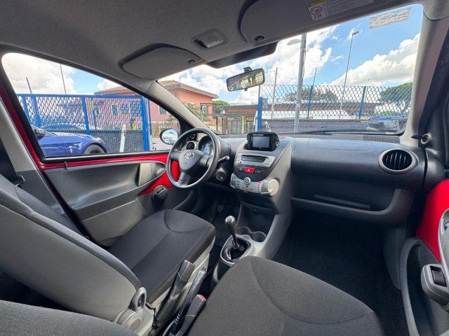 TOYOTA Aygo 1.0 12V VVT-i 5 porte Deep Ocean Connect *EURO 5*
