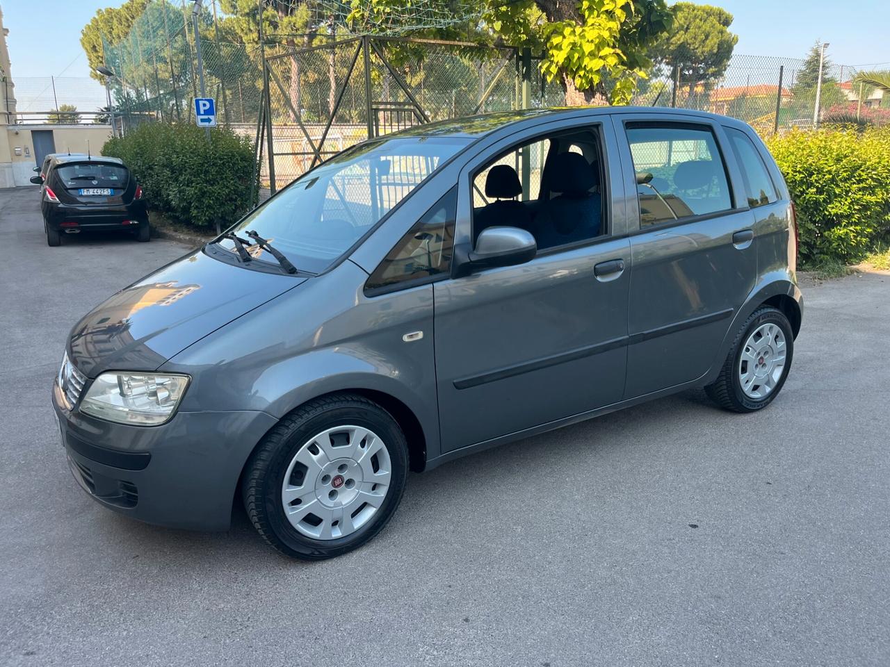 Fiat Idea 1.4 16V S&S Emotion