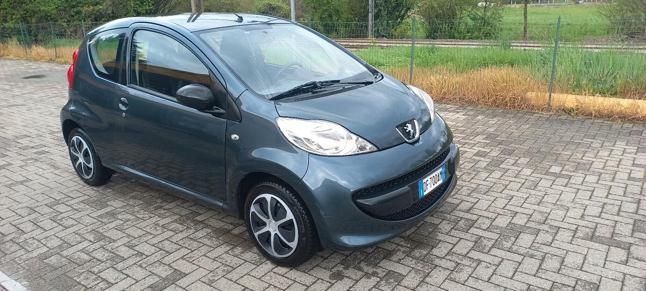 Peugeot 107 1.0 68CV 3p. Desir