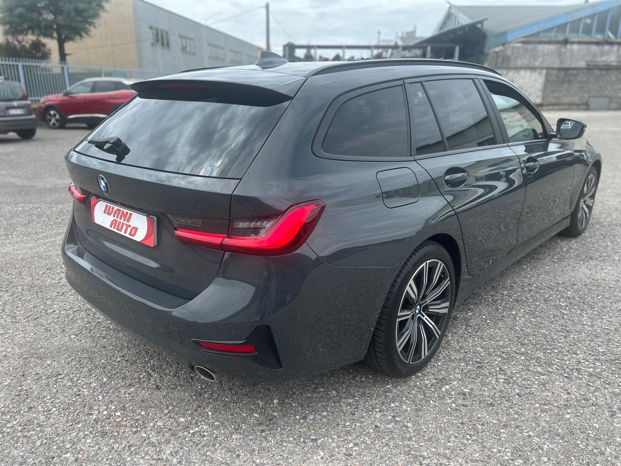 Bmw 318d 48V Touring Individual