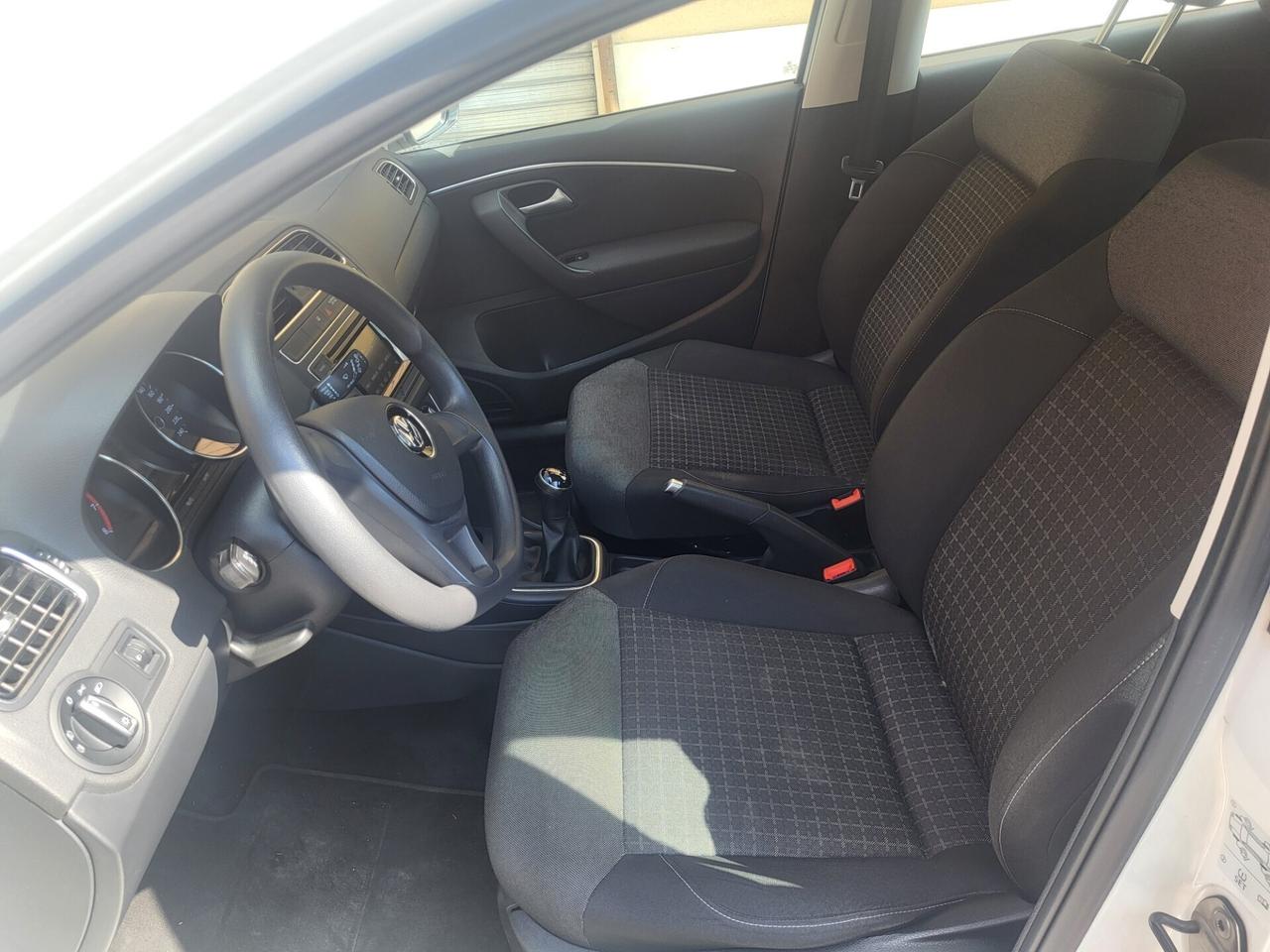 VOLKSWAGEN POLO 1,0 MPI-EURO 6-UNICA PROPRIETARIA