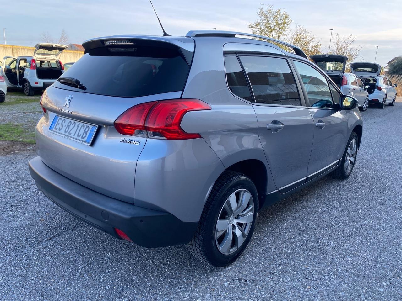 Peugeot 2008 1.2 VTi 82CV Access