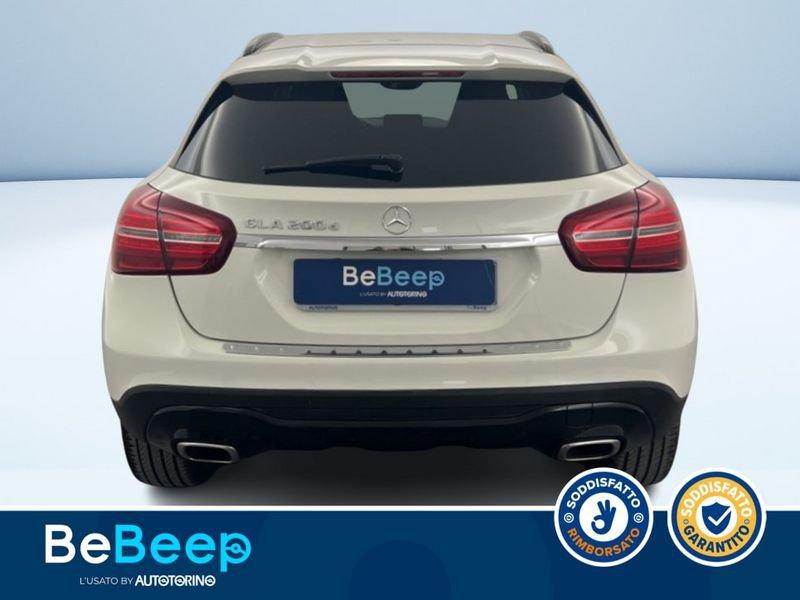Mercedes-Benz GLA 200 D SPORT AUTO