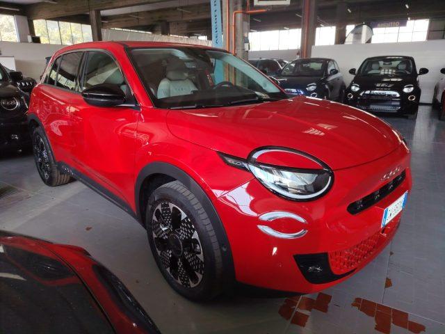 FIAT 600 Hybrid 110 CV DCT MHEV La Prima