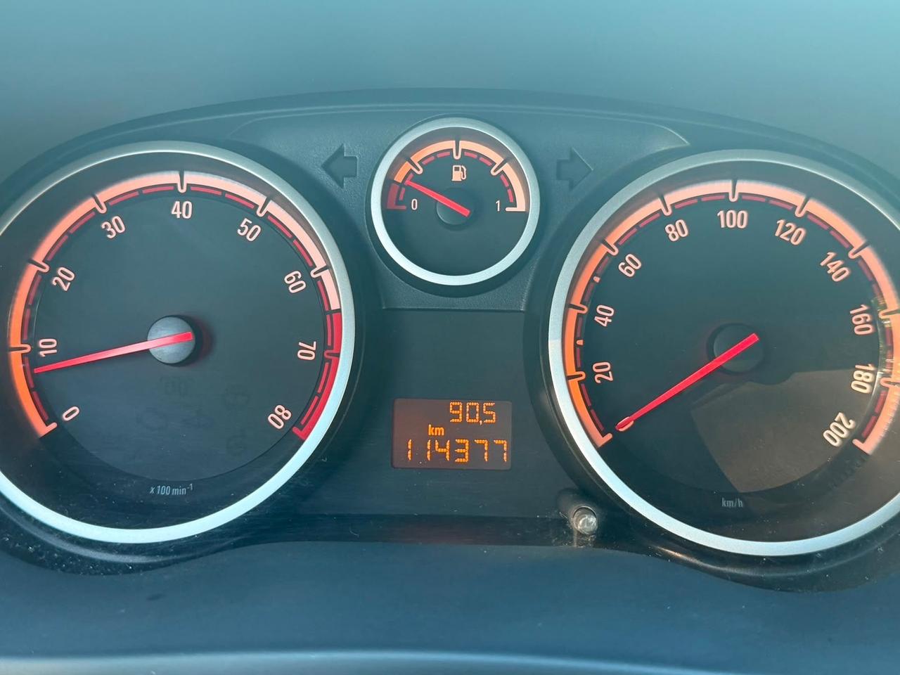 Opel Corsa 1.4 16V 5 porte aut. Cosmo