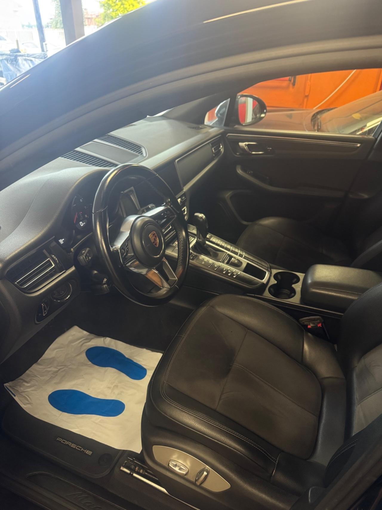 Porsche Macan 2.0T PERMUTE