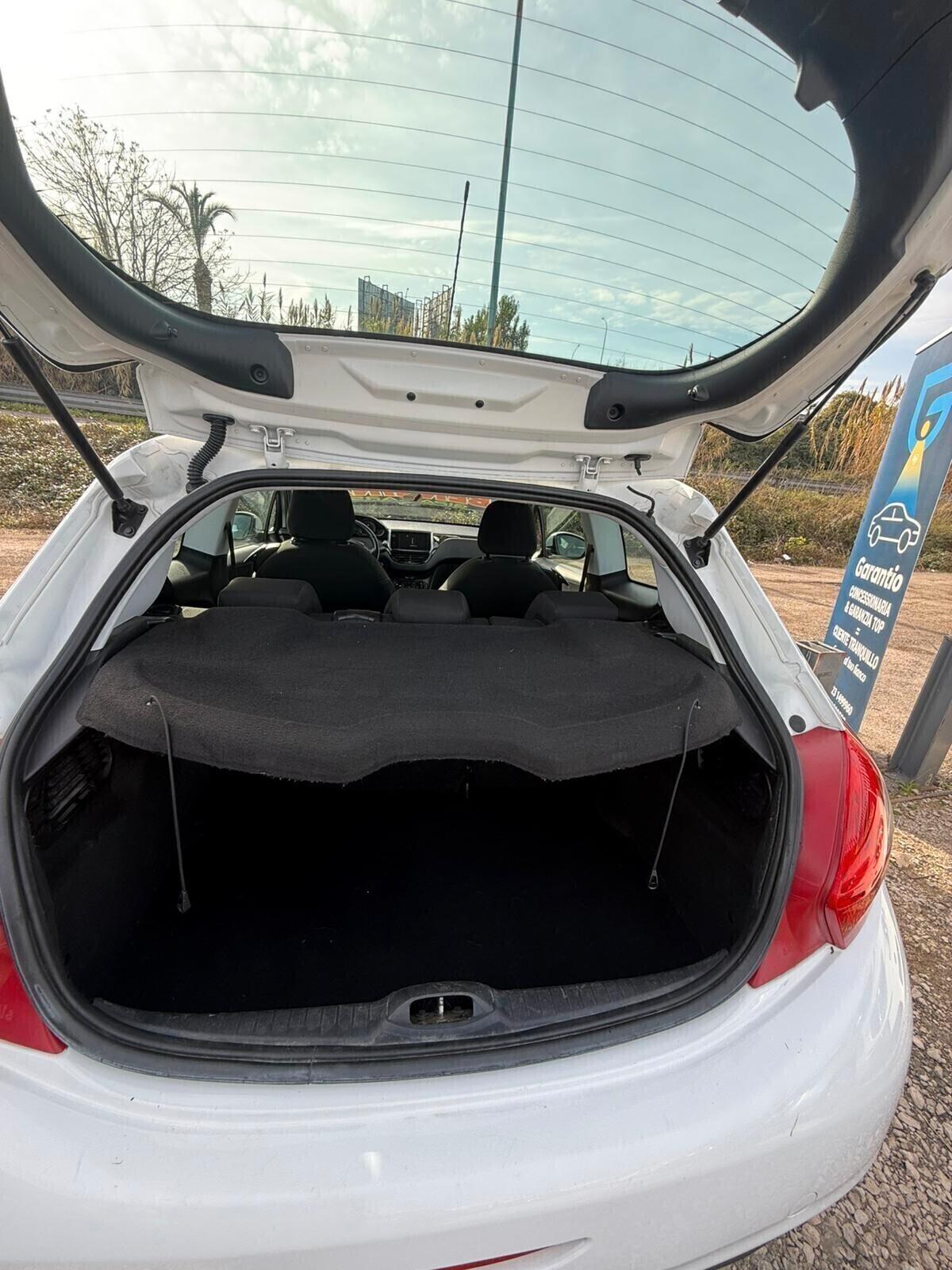 Peugeot 208 PureTech 82 3 porte Allure