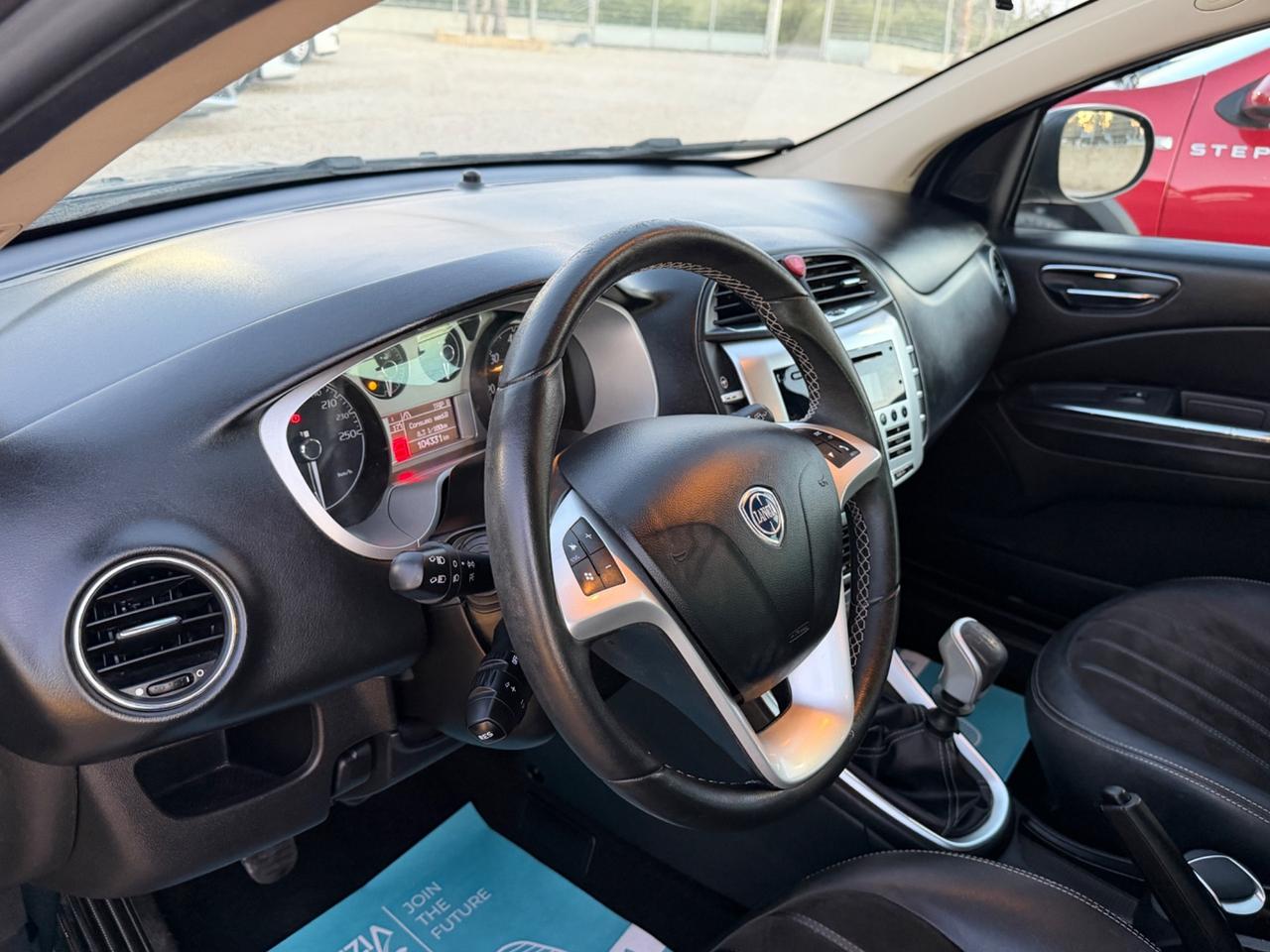 Lancia Delta 1.6 MJT DPF 105 CV Gold