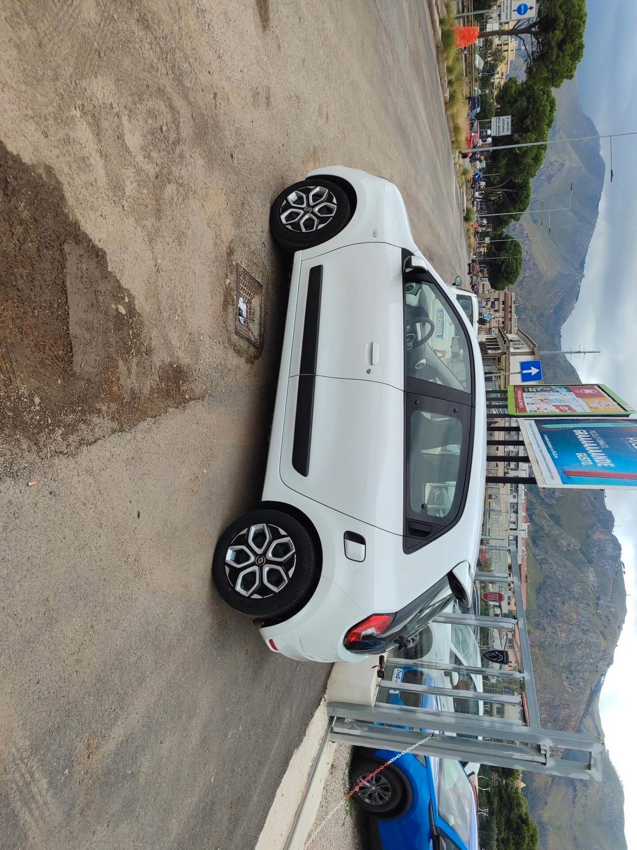 Renault Twingo SCe 65 CV Zen