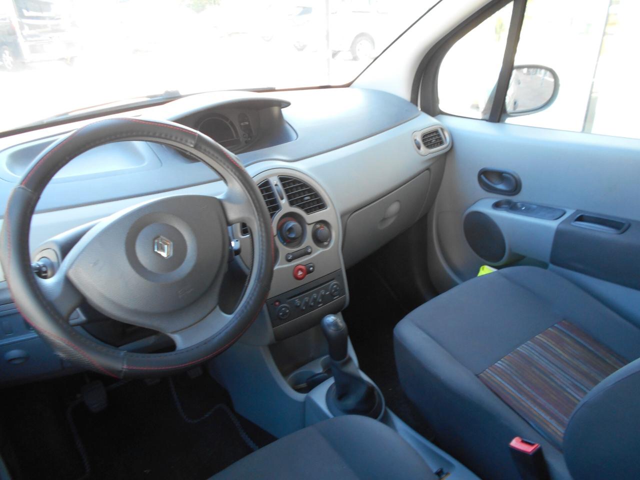 Renault Modus 1.2 16V 75CV