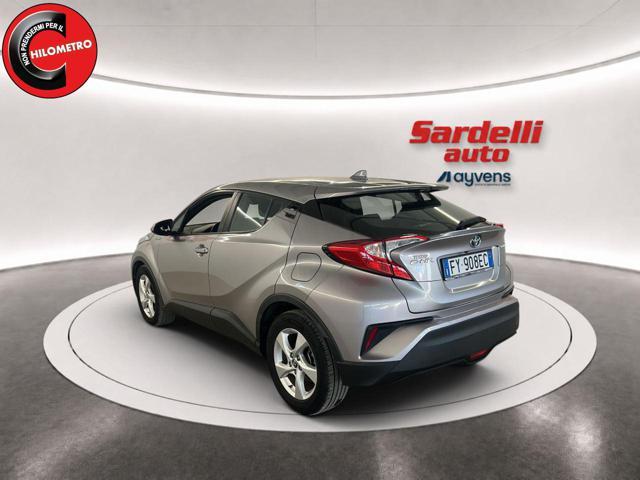 TOYOTA C-HR 1.8 Hybrid E-CVT Business