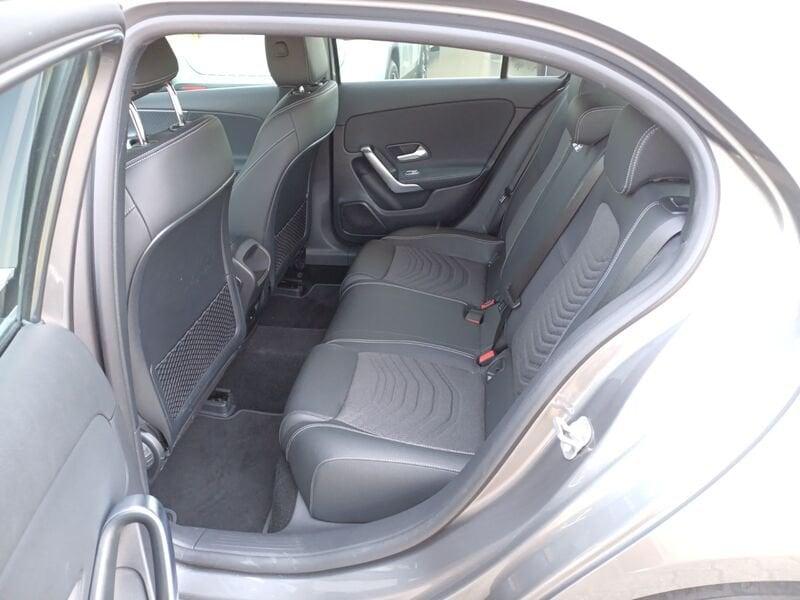 Mercedes-Benz Classe A A 180 d Automatic Progressive Advanced