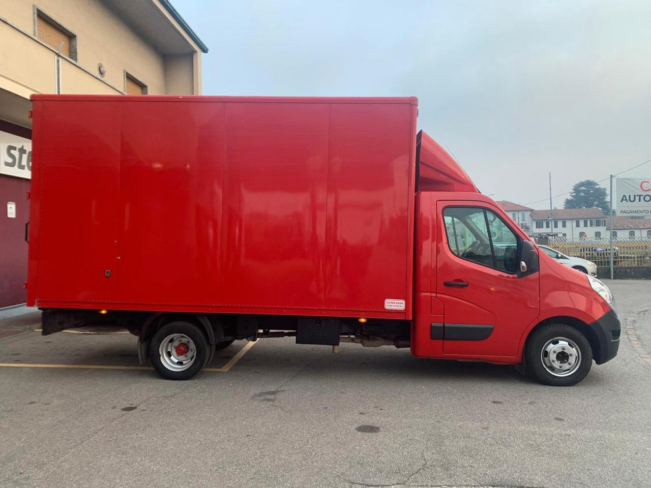 Renault Master T35 2.3 dCi/130 PM Cabinato