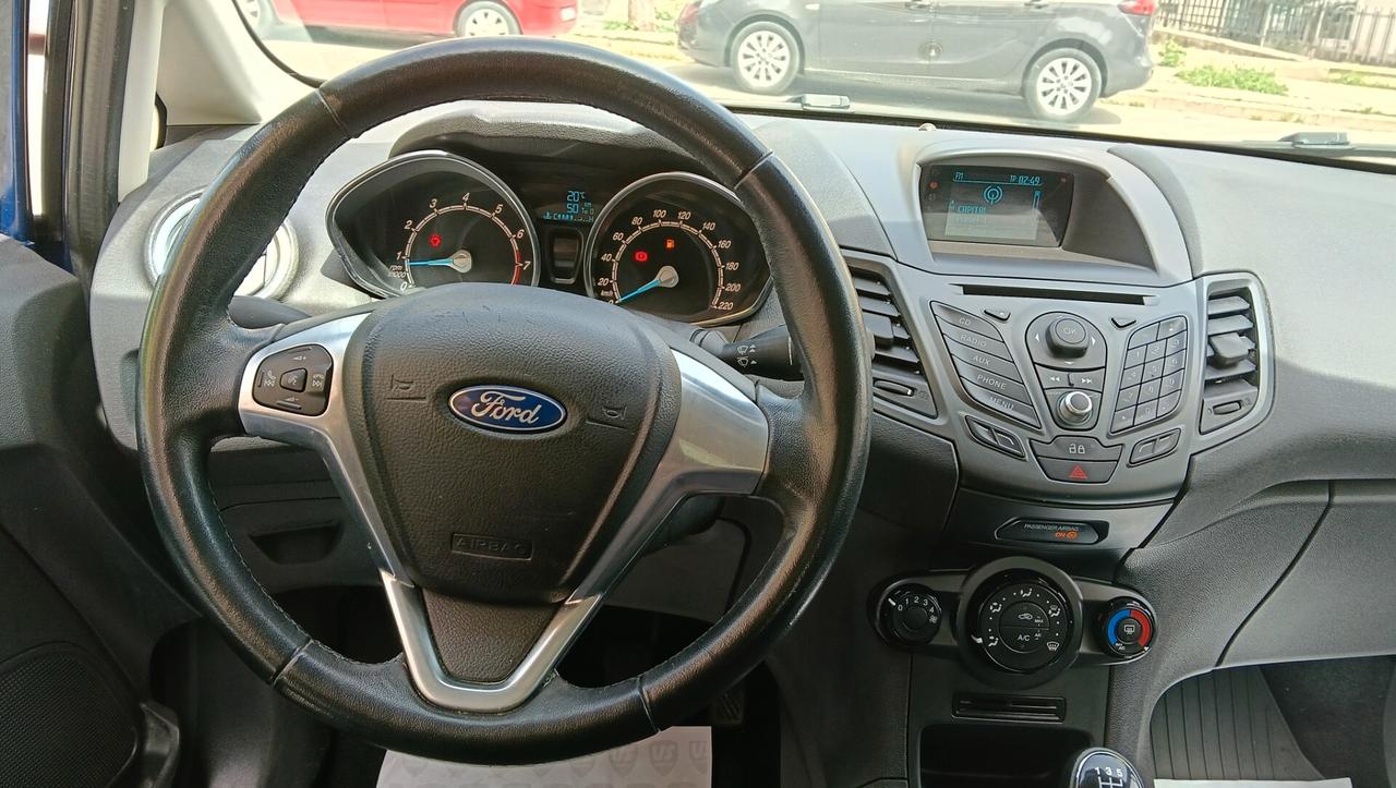 FORD FIESTA 1.2 BENZ -PREZZO PROMO!