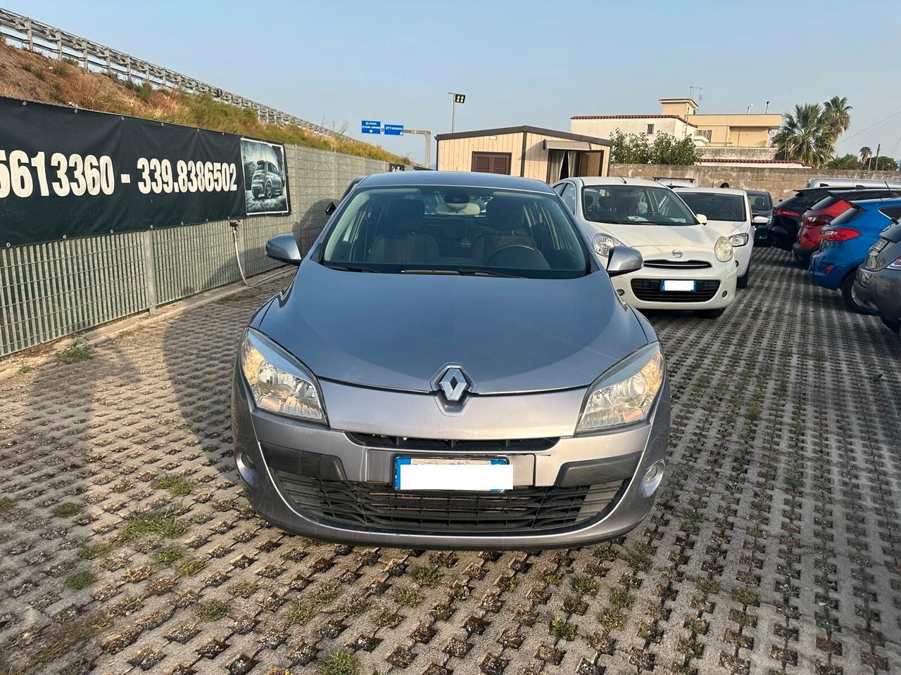 Renault Megane Mégane 1.5 dCi 110CV Dynamique-02/2009