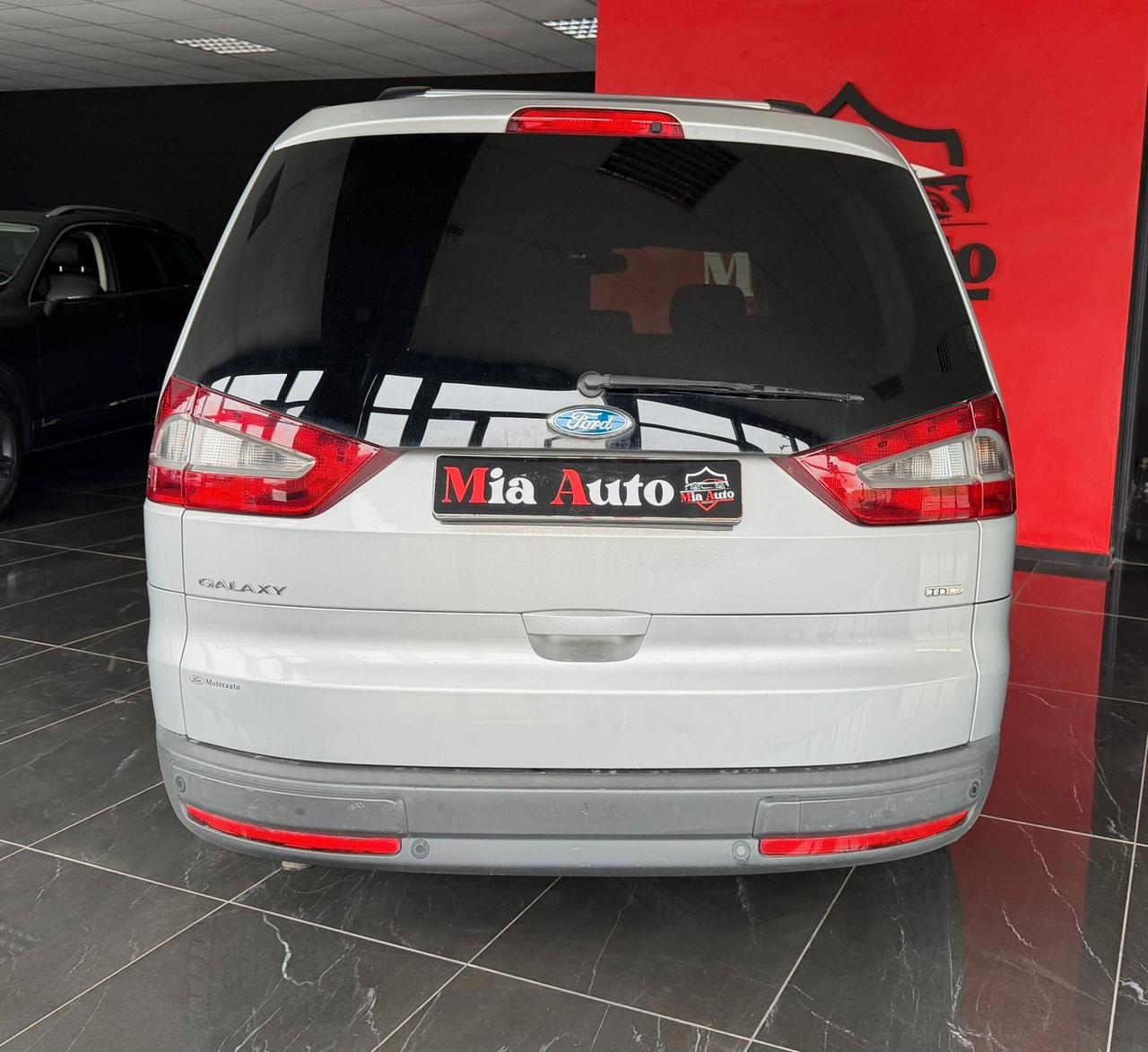 Ford Galaxy 2.0 TDCi 140 CV DPF 7 POSTI