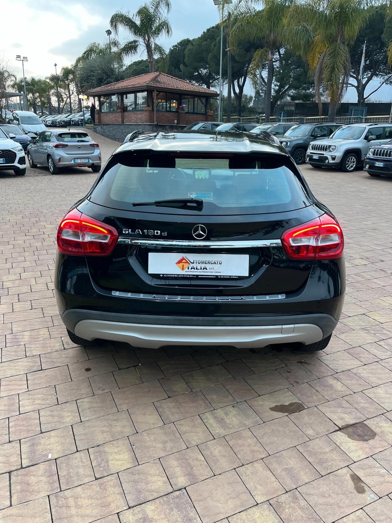 Mercedes-benz GLA 180 d Business