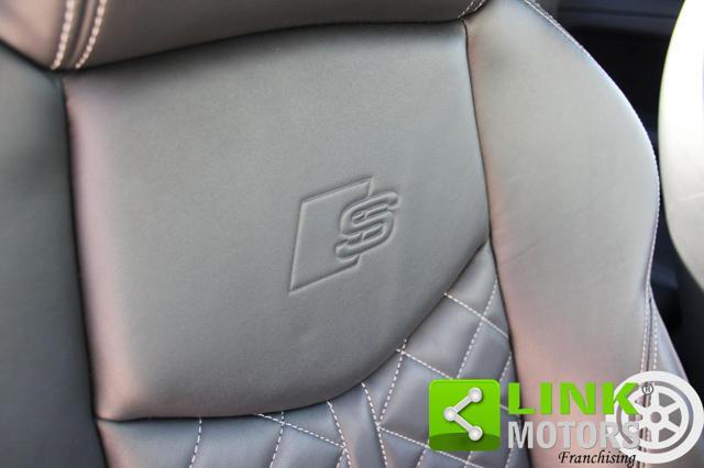 AUDI TT Coupé 2.0 TFSI quattro S tronic S line